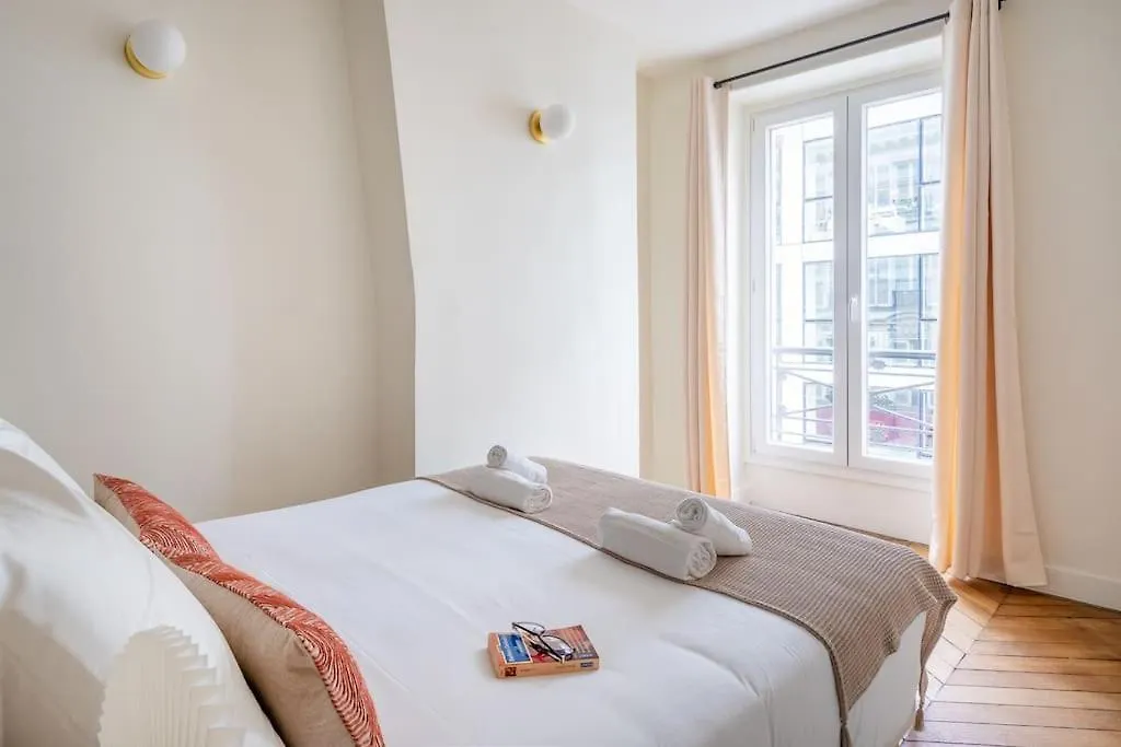 Apartment 4#Two Bedrooms#Champs Elysees#Arc De Triomphe#Ac Paris